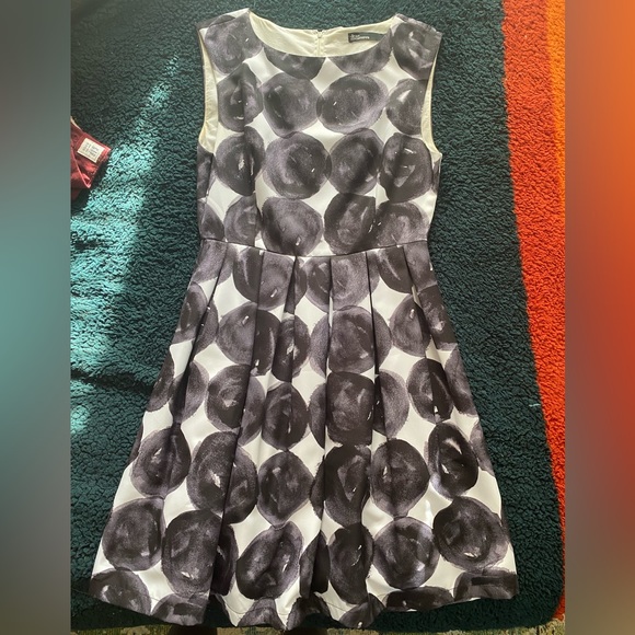 Dear Creatures black/white dress size small - Picture 2 of 3